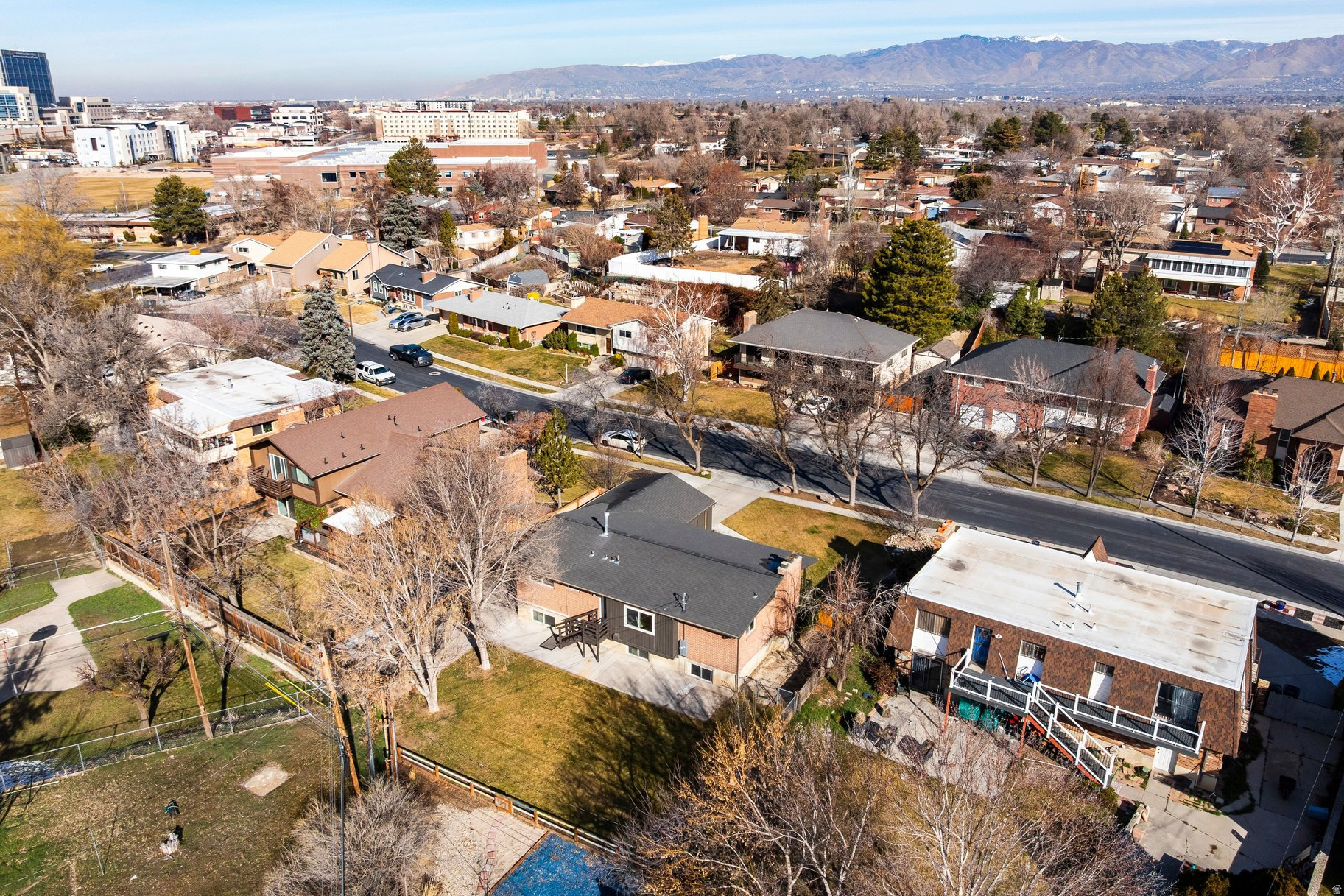 BRAHMAN VALL - Residential