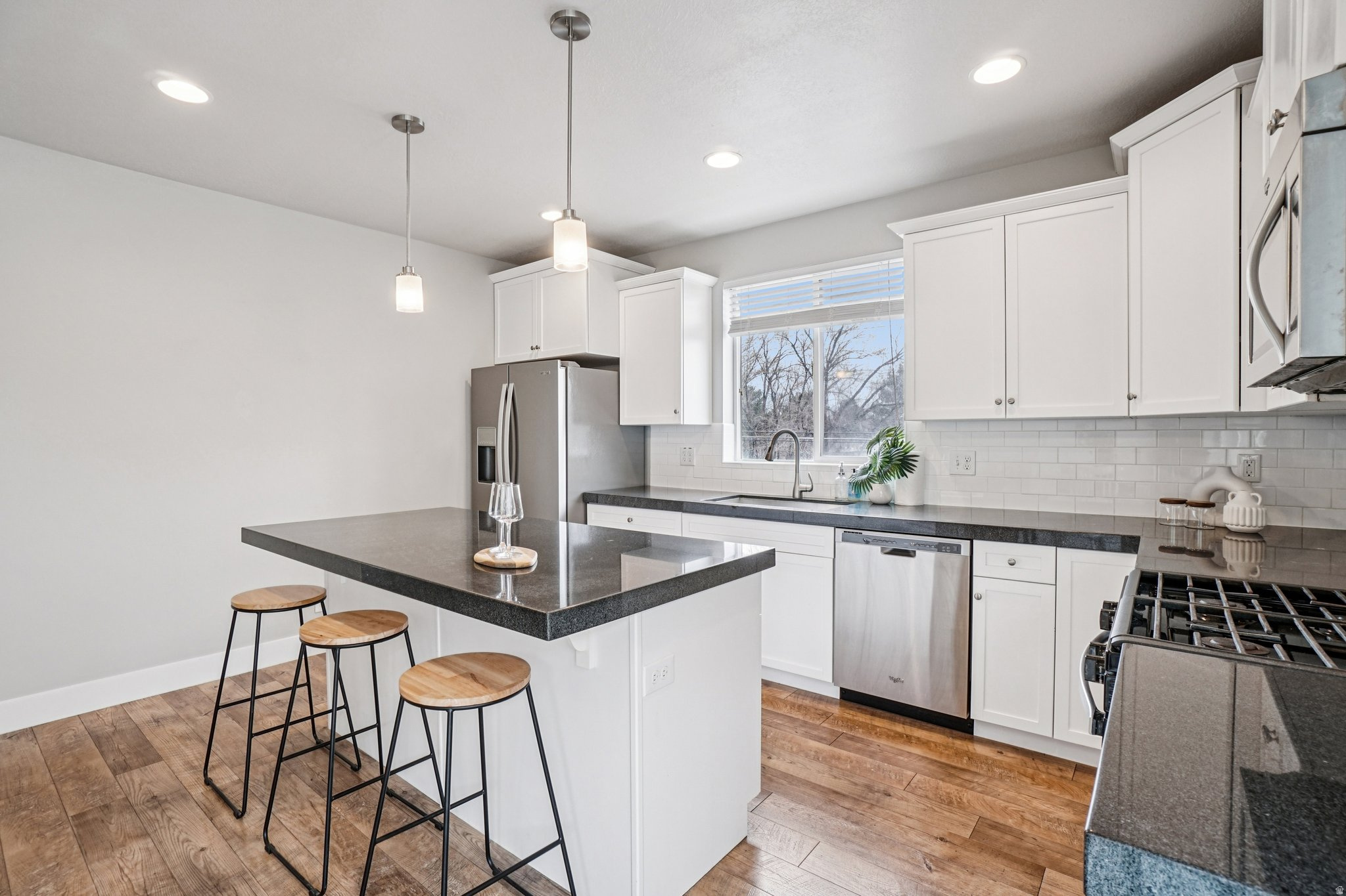 CARLISLE PLACE - Residential