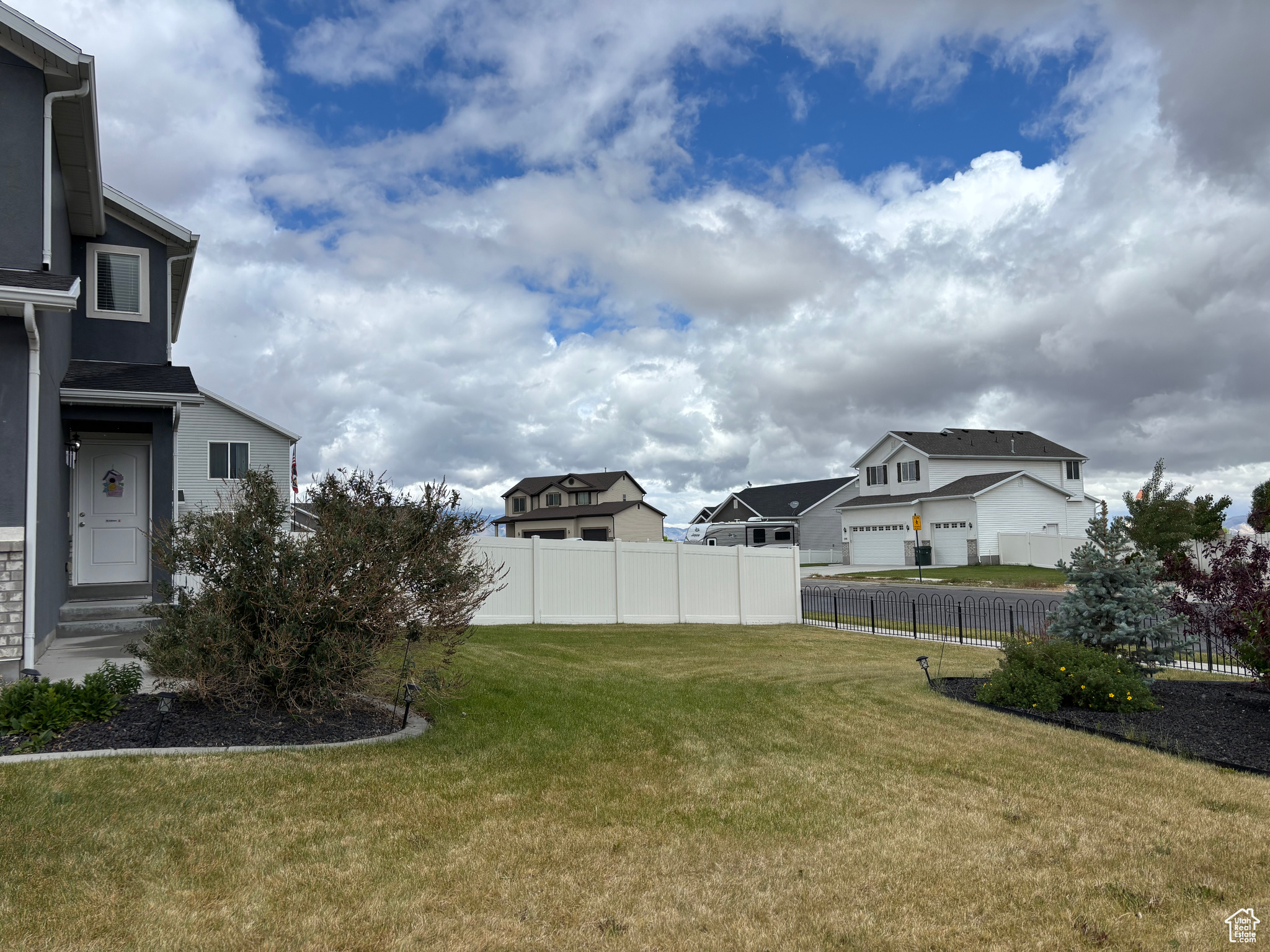 2071 N 220, Tooele, Utah image 3