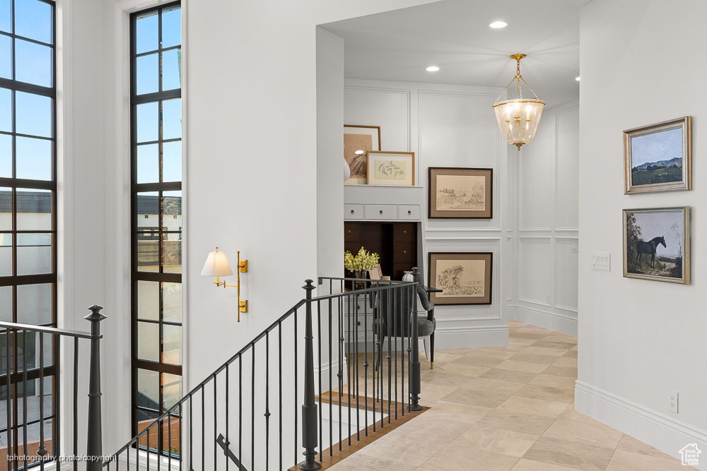 BANDED HILLS - Residential