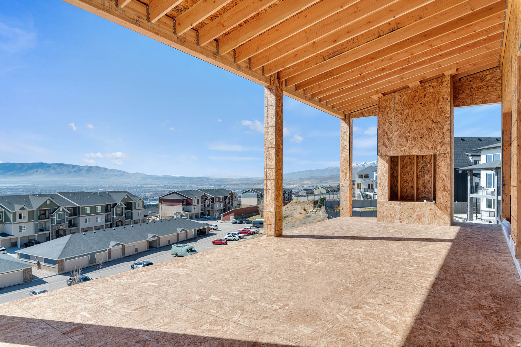 SEASONS ESTATES - Residential