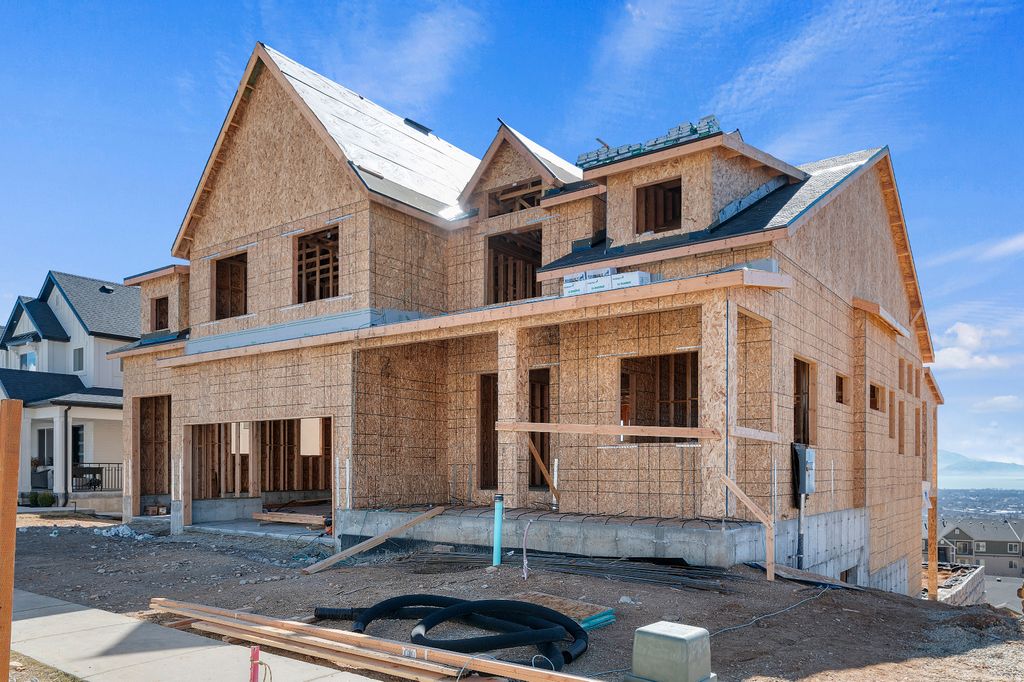 Photo of 1043 W SEASONS CT #114, Lehi, UT 84048 (MLS # 2141416)