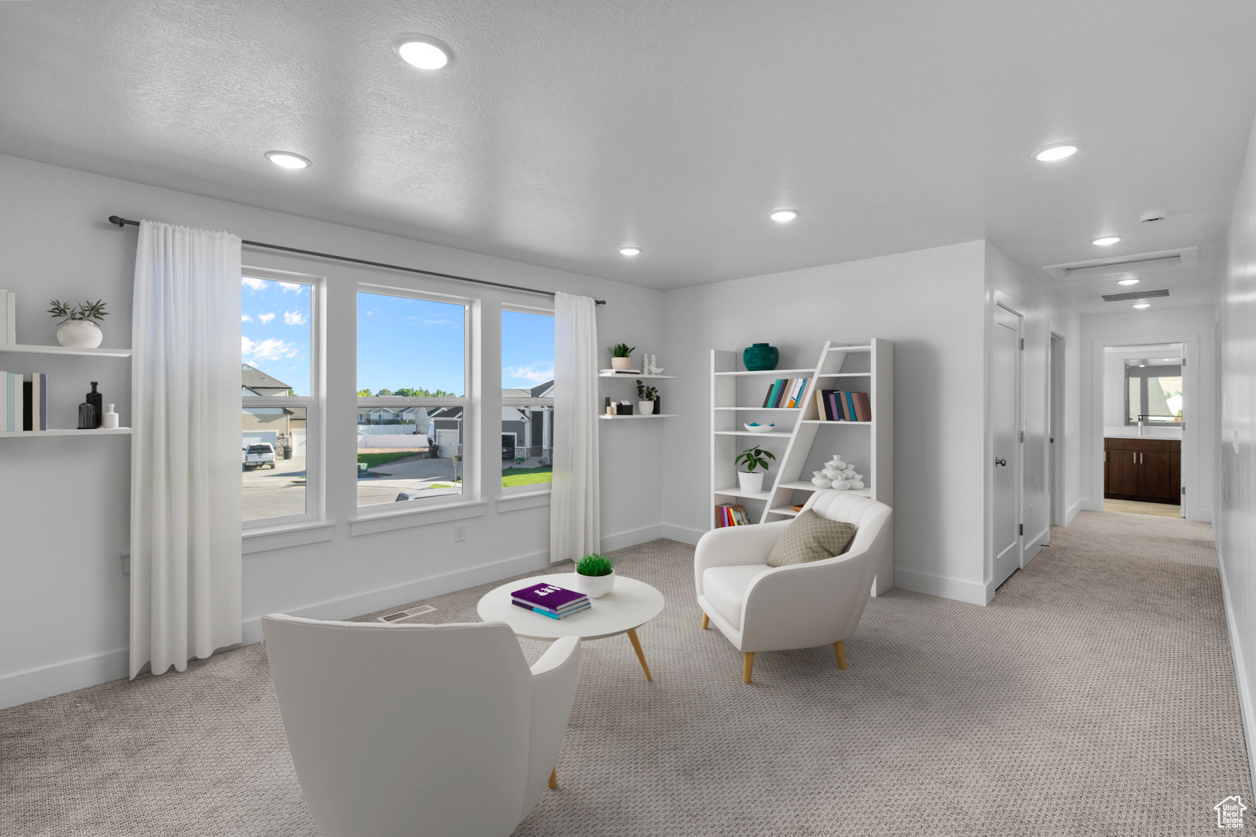 RIVERS EDGE - Residential