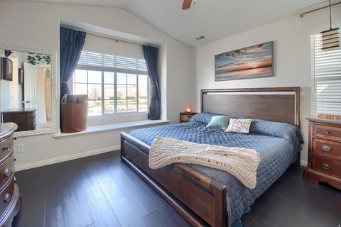 Tiny photo for 124 BIRMINGHAM LN, North Salt Lake, UT 84054 (MLS # 2147194)