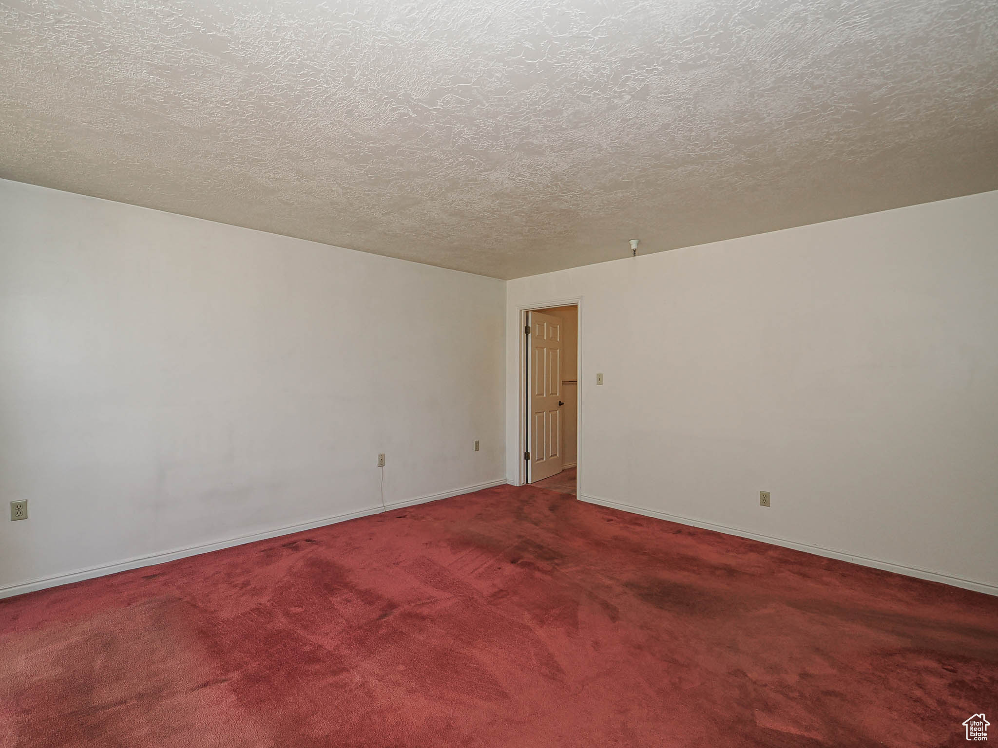 GOVERNORS PLAZA - Residential