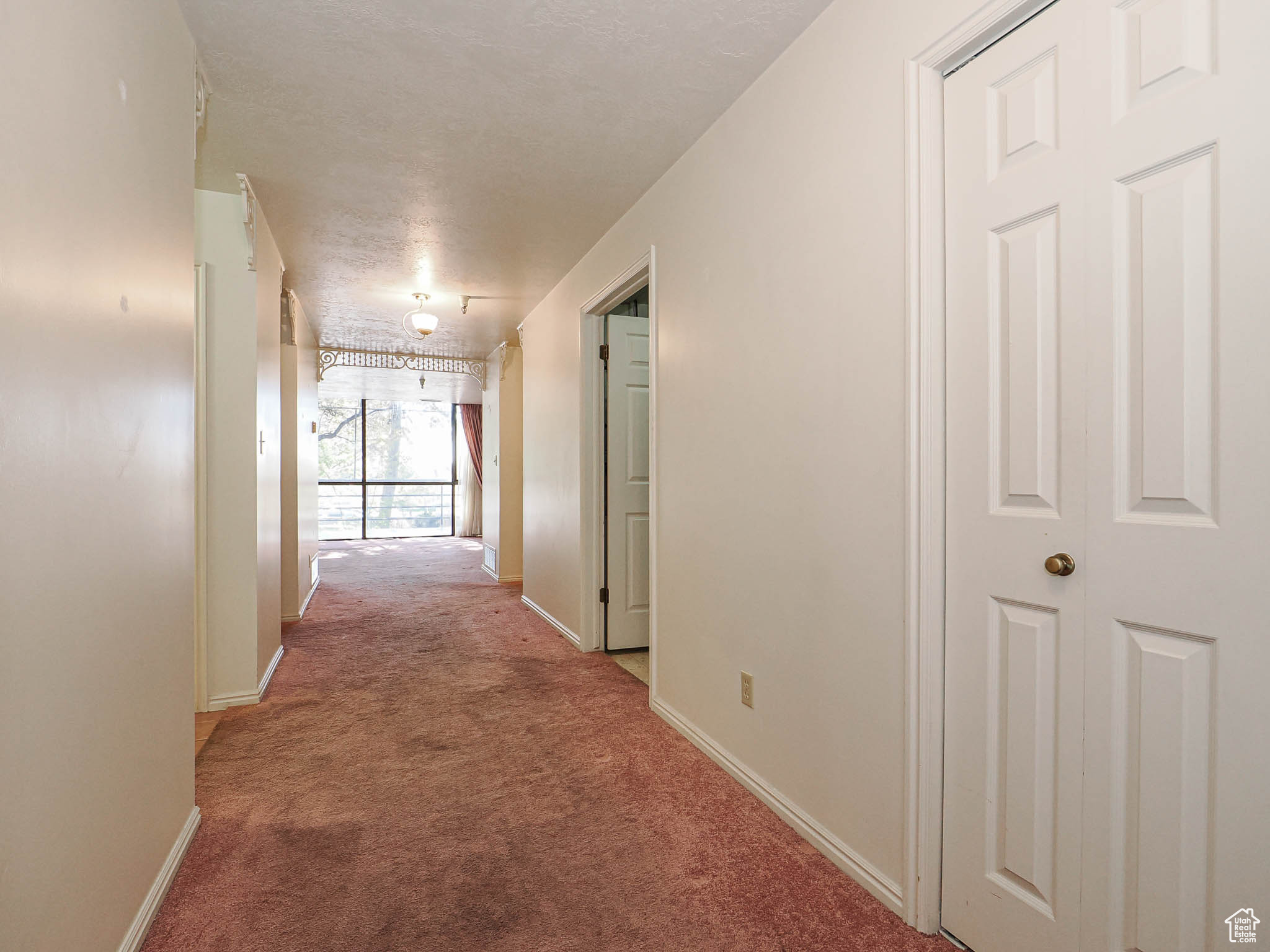 GOVERNORS PLAZA - Residential