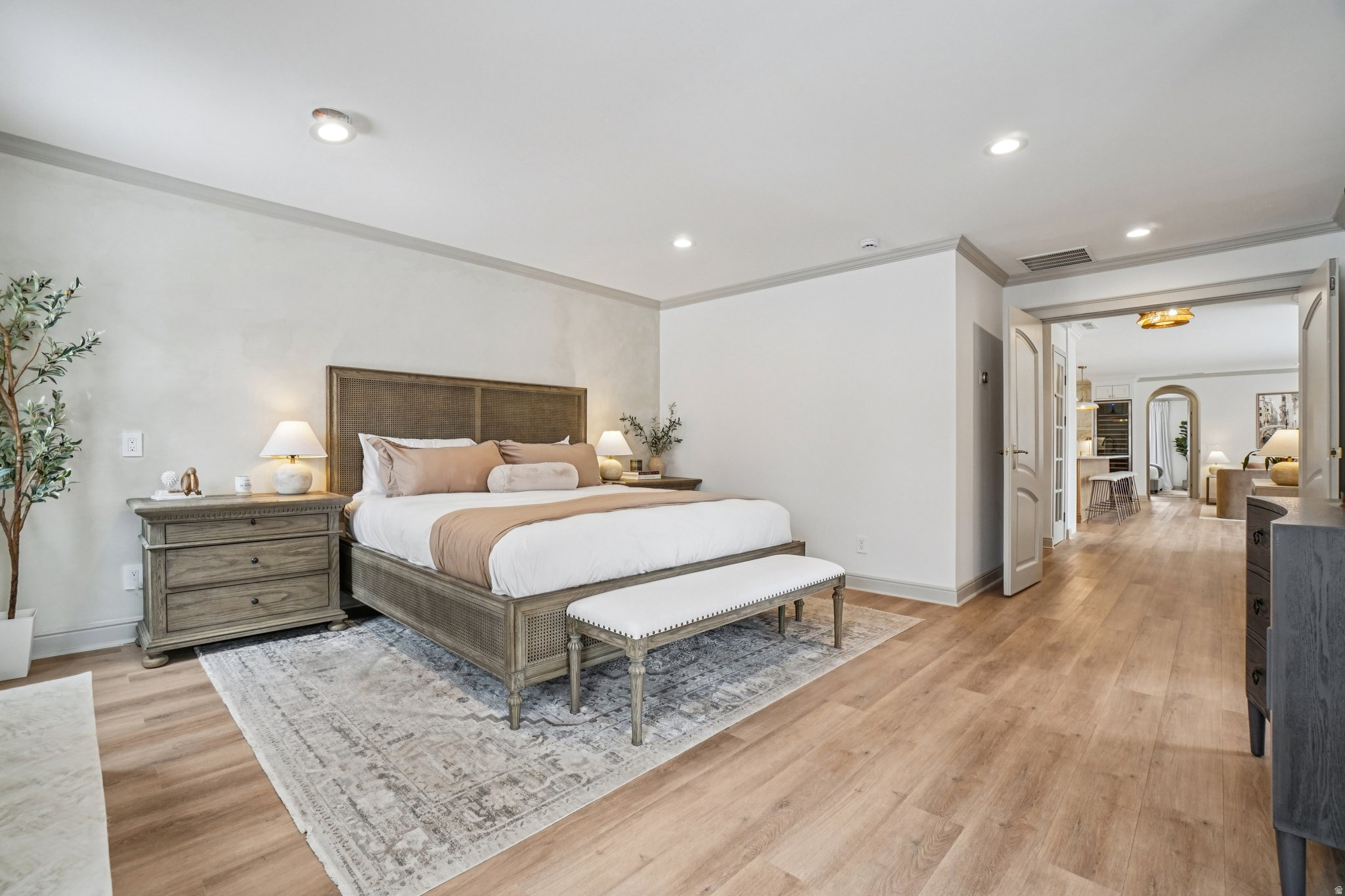 LAKEWOOD - Residential