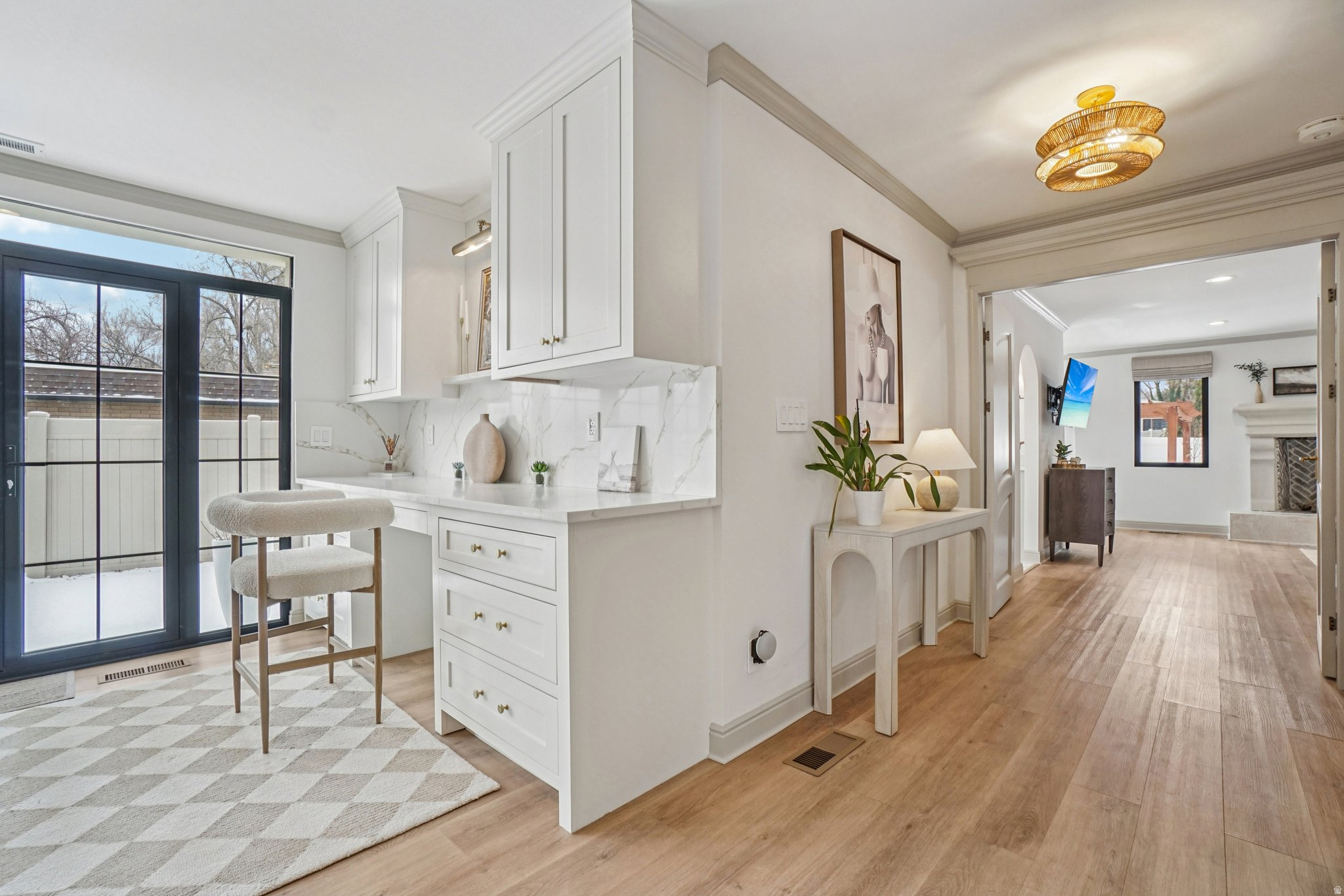 LAKEWOOD - Residential