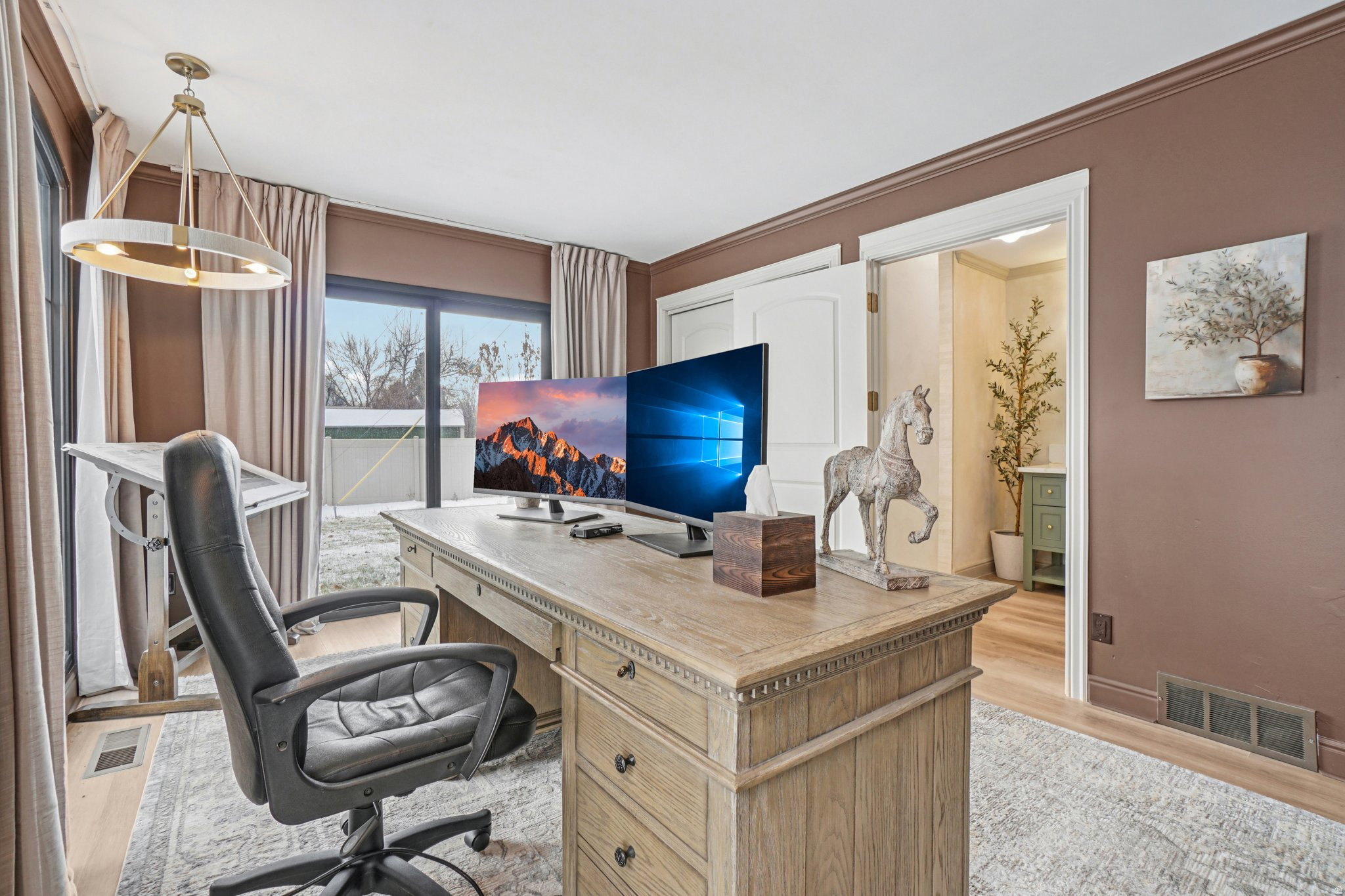 LAKEWOOD - Residential