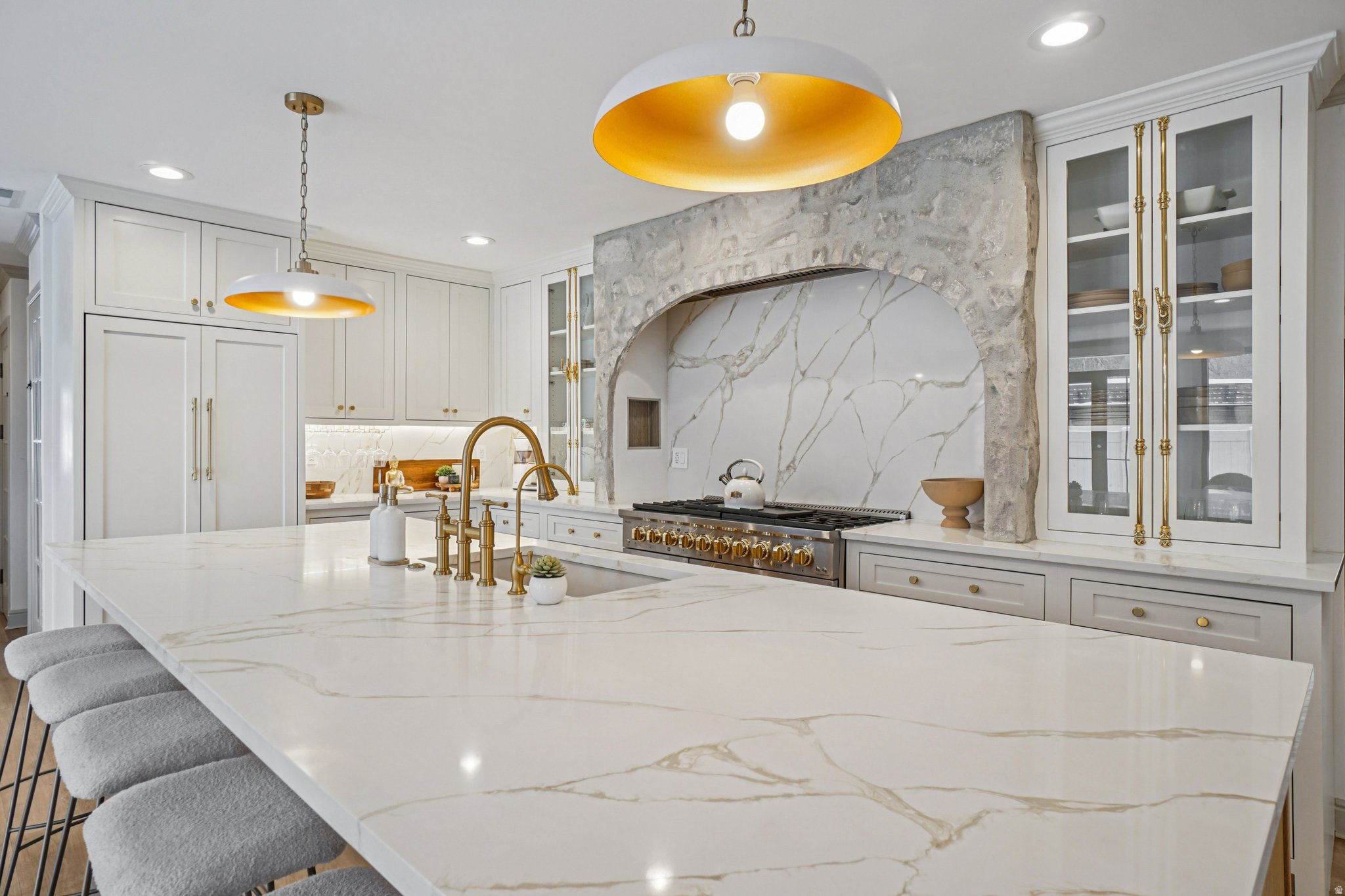 LAKEWOOD - Residential