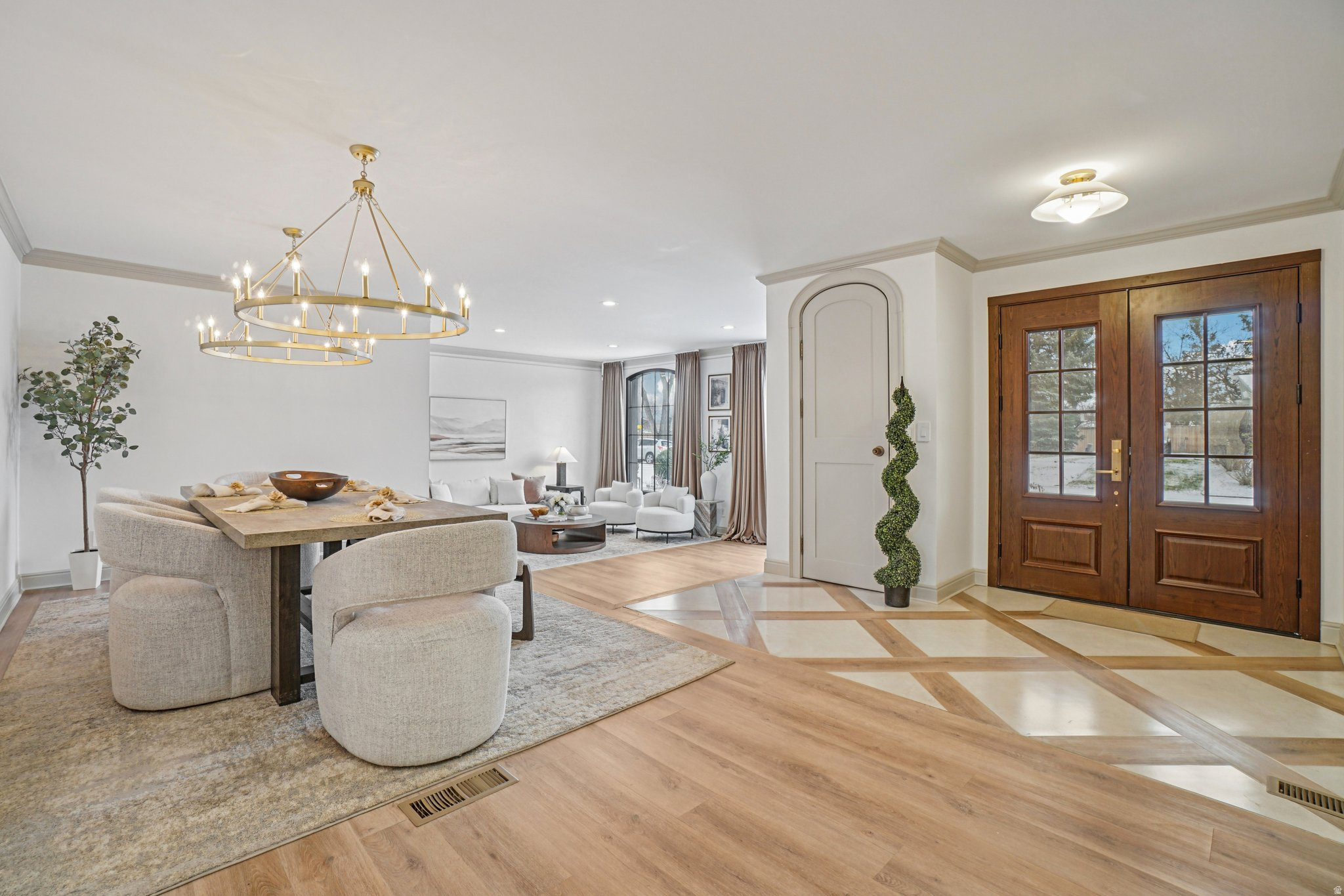 LAKEWOOD - Residential