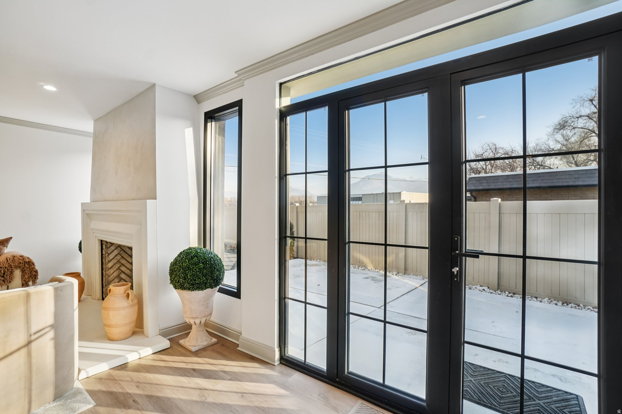 LAKEWOOD - Residential