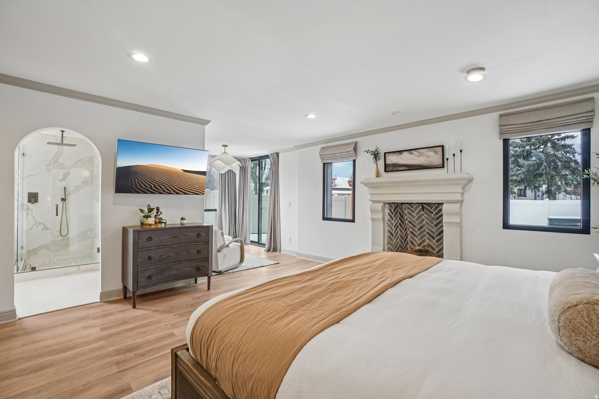 LAKEWOOD - Residential