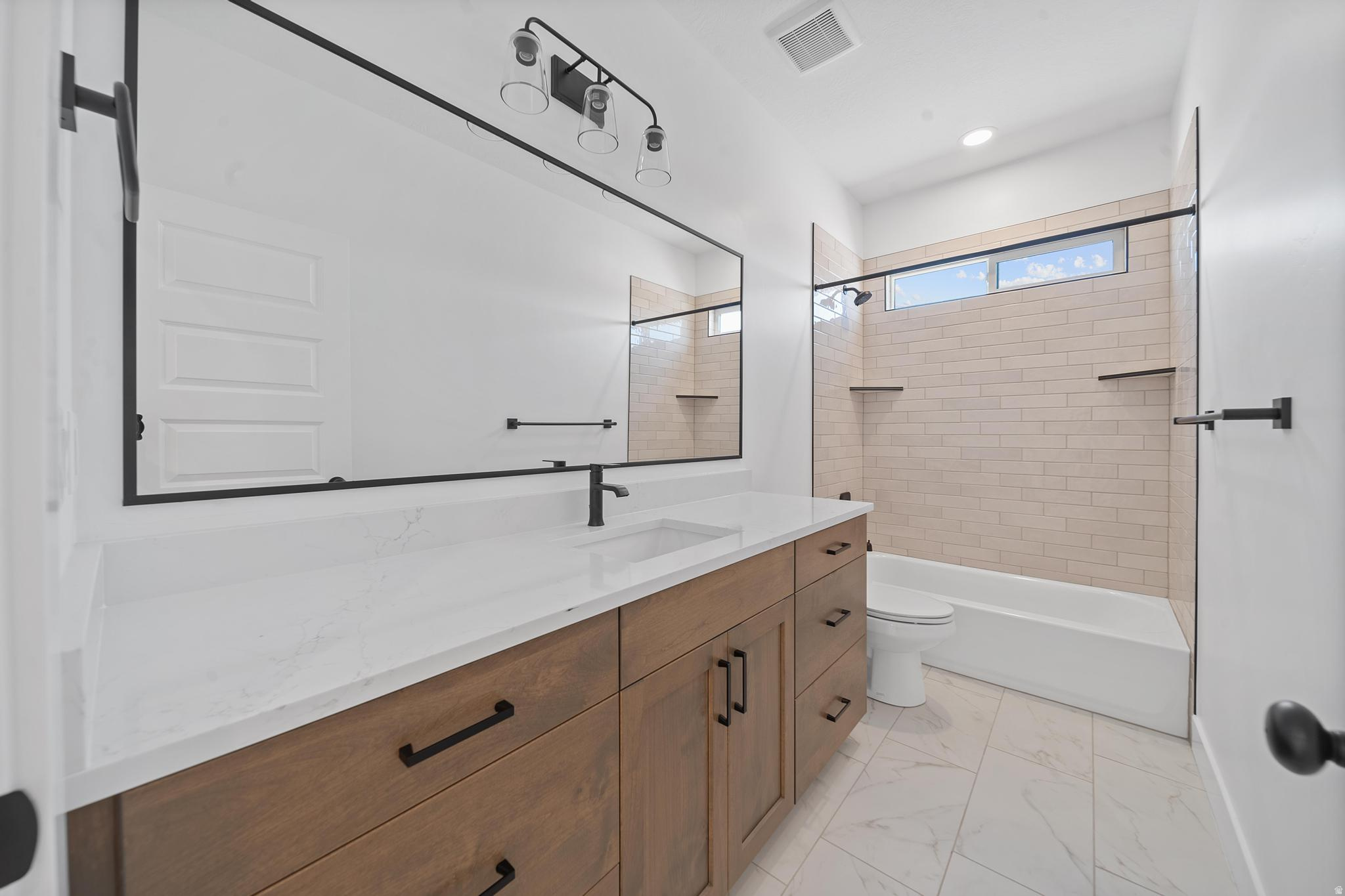 HERITAGE FARMS - Residential