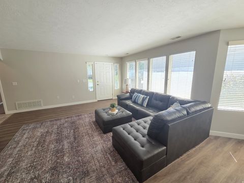 Tiny photo for 1118 W AUTUMN LEAF LN S, Taylorsville, UT 84123 (MLS # 2123653)