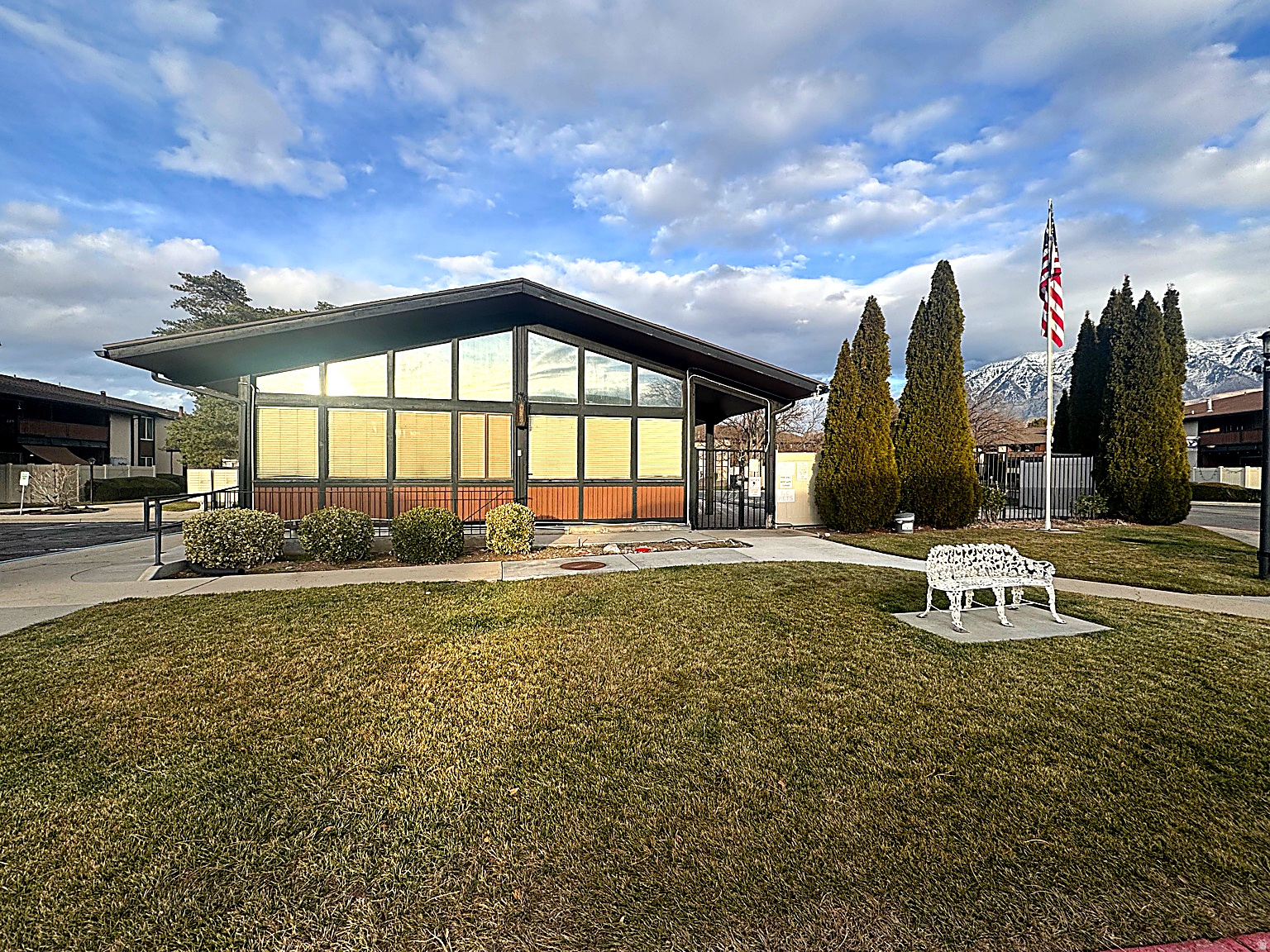 OAK CREST CONDO - Residential