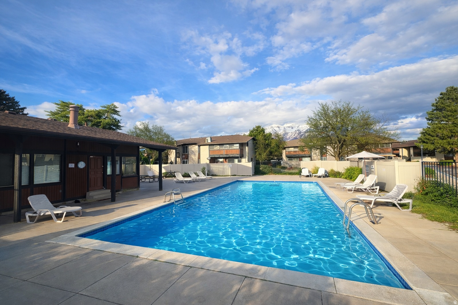 OAK CREST CONDO - Residential