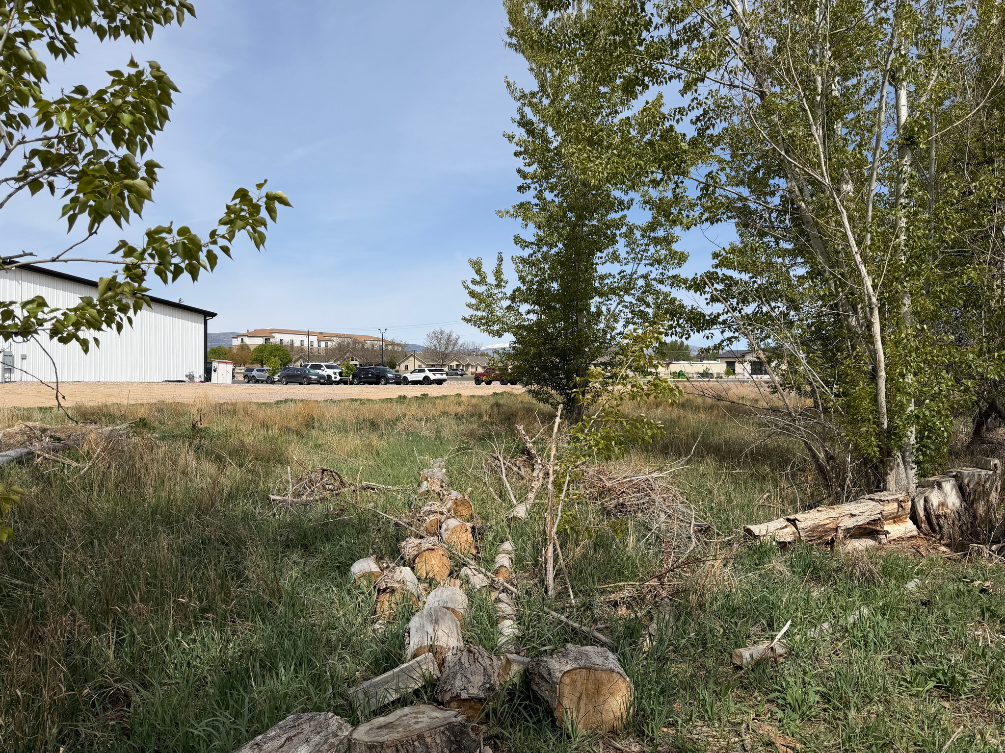 WARRIORS WAREHOUSE - Land