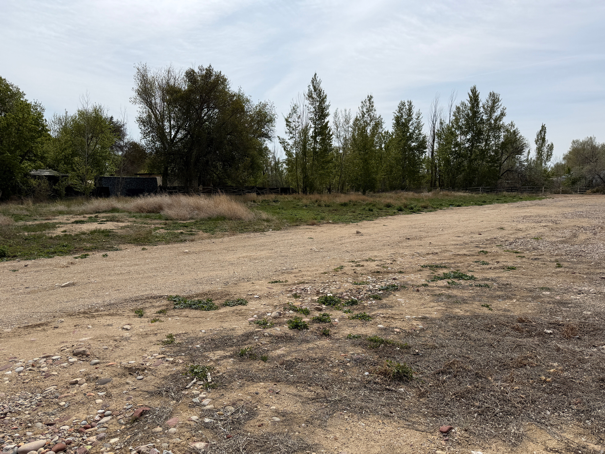 WARRIORS WAREHOUSE - Land