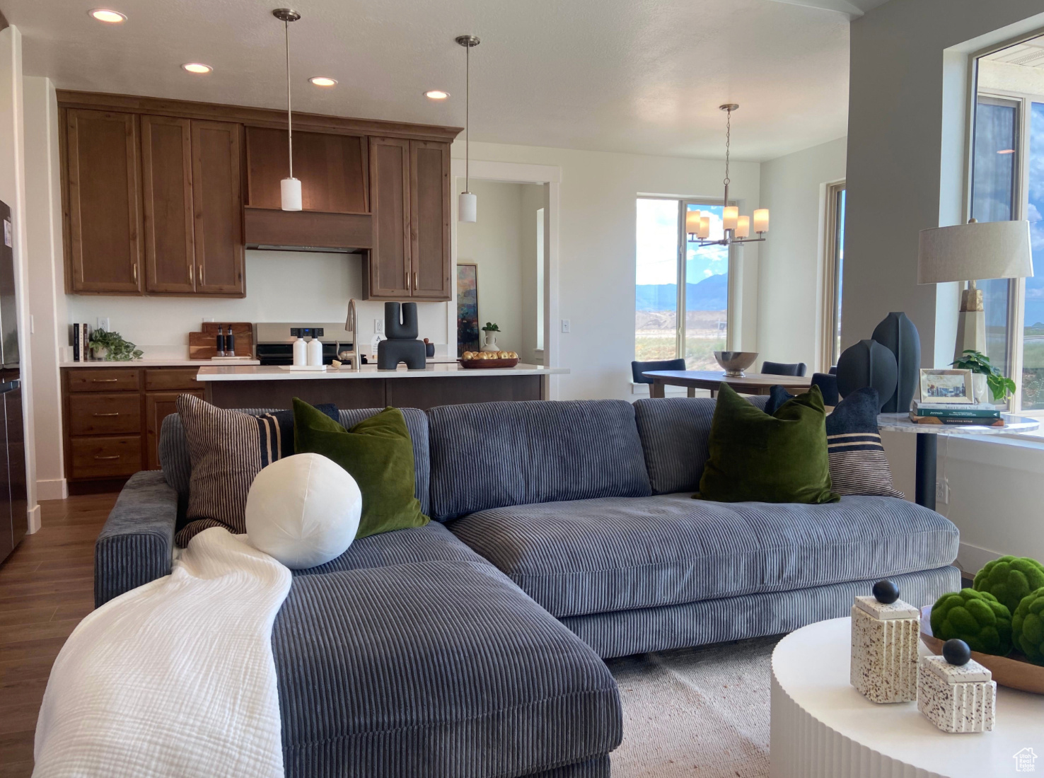 MOONLIGHT VILLAGE - Residential