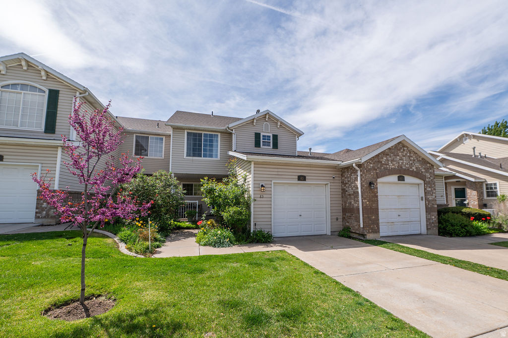 COUNTRY COTTAGES - Residential
