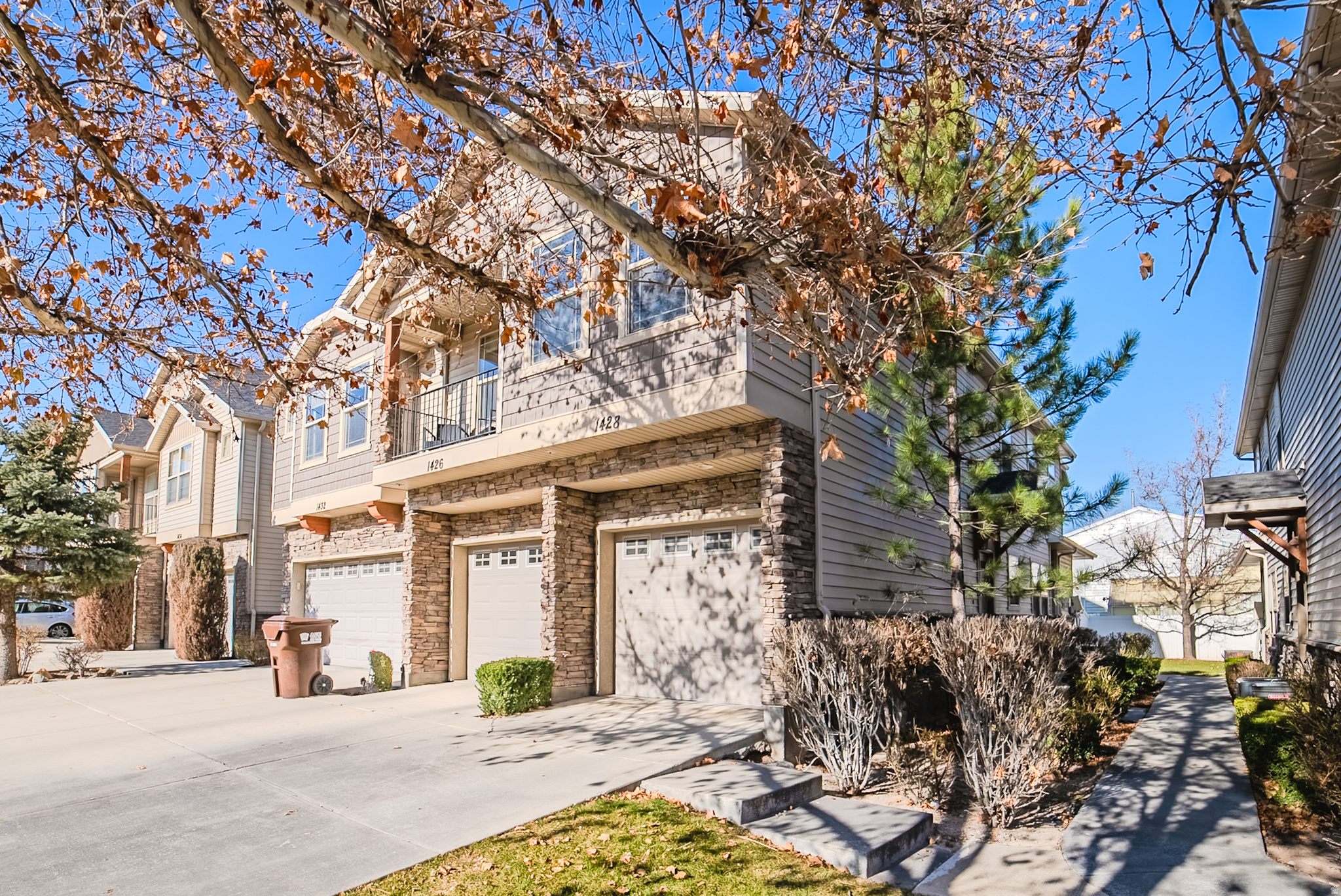 STONEGATE TOWNHOMES AMD - Residential