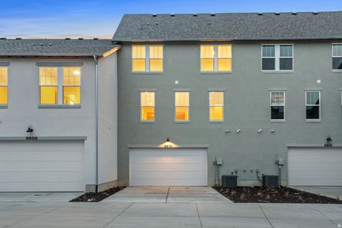 Tiny photo for 6612 W GOSLING DR, South Jordan, UT 84009 (MLS # 2129699)