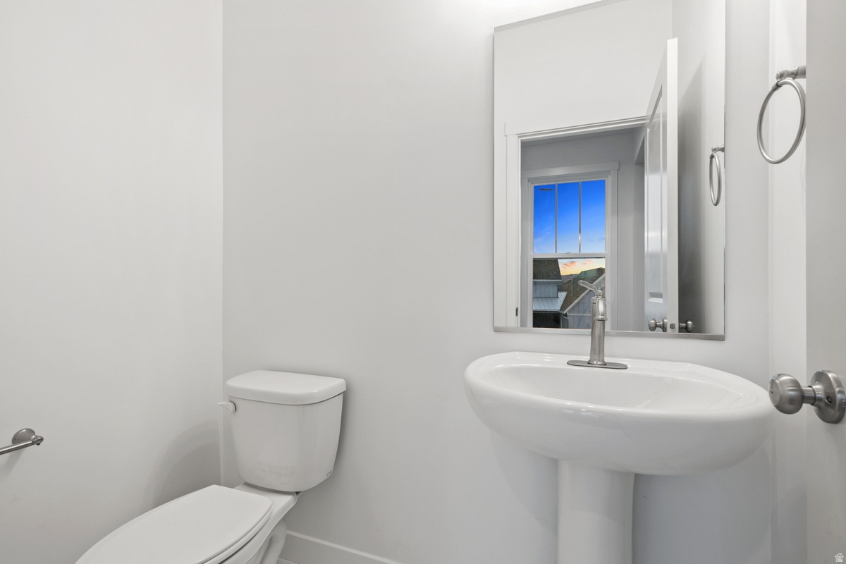 DAYBREAK - Residential