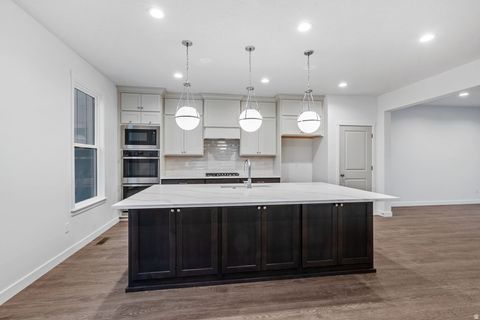 Tiny photo for 6612 W GOSLING DR, South Jordan, UT 84009 (MLS # 2129699)