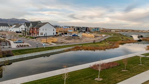 Tiny photo for 6612 W GOSLING DR, South Jordan, UT 84009 (MLS # 2129699)