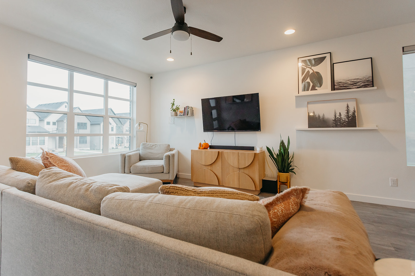 HOLBROOK FARMS - Residential