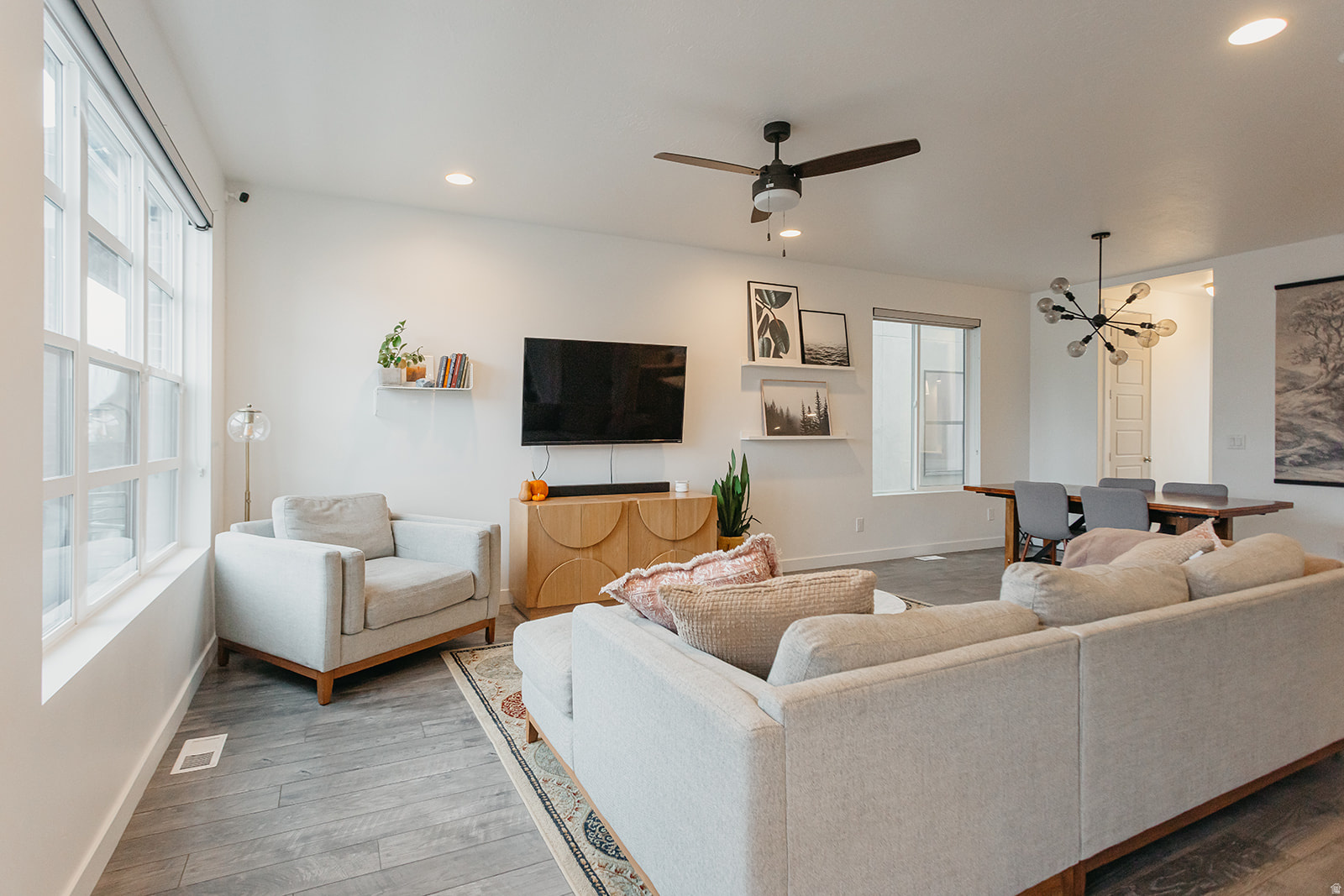 HOLBROOK FARMS - Residential