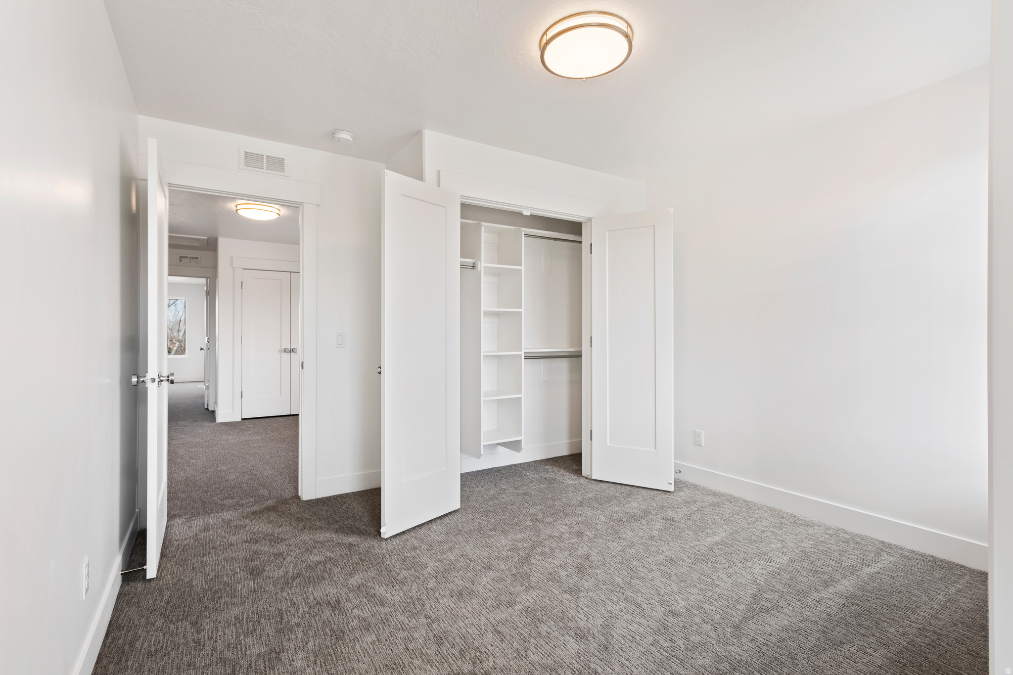 RC'S PARKWEST - Residential