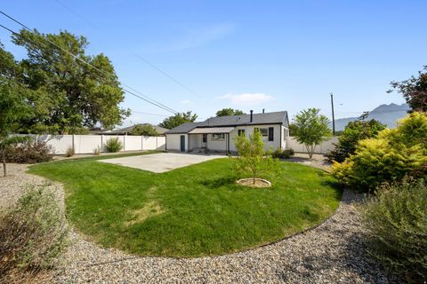 Tiny photo for 5762 S MCMILLAN CIR E, Salt Lake City, UT 84107 (MLS # 2120601)