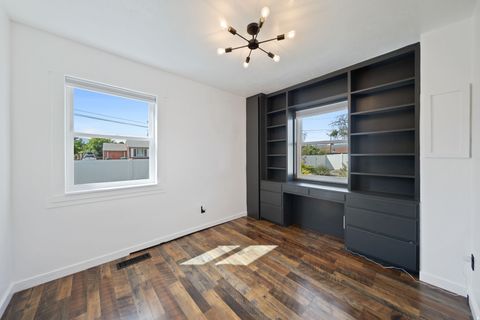Tiny photo for 5762 S MCMILLAN CIR E, Salt Lake City, UT 84107 (MLS # 2120601)