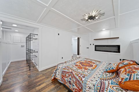 Tiny photo for 5762 S MCMILLAN CIR E, Salt Lake City, UT 84107 (MLS # 2120601)