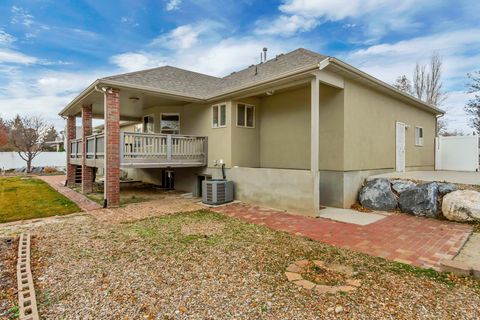 Tiny photo for 10369 S 2840 W, South Jordan, UT 84095 (MLS # 2128306)