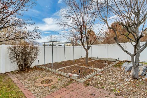 Tiny photo for 10369 S 2840 W, South Jordan, UT 84095 (MLS # 2128306)