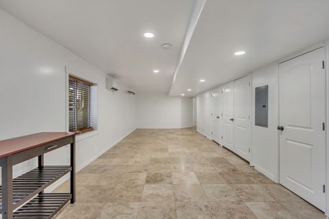 Tiny photo for 10369 S 2840 W, South Jordan, UT 84095 (MLS # 2128306)