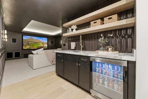 Tiny photo for 8554 S LYNWOOD ST, Sandy, UT 84070 (MLS # 2179640)