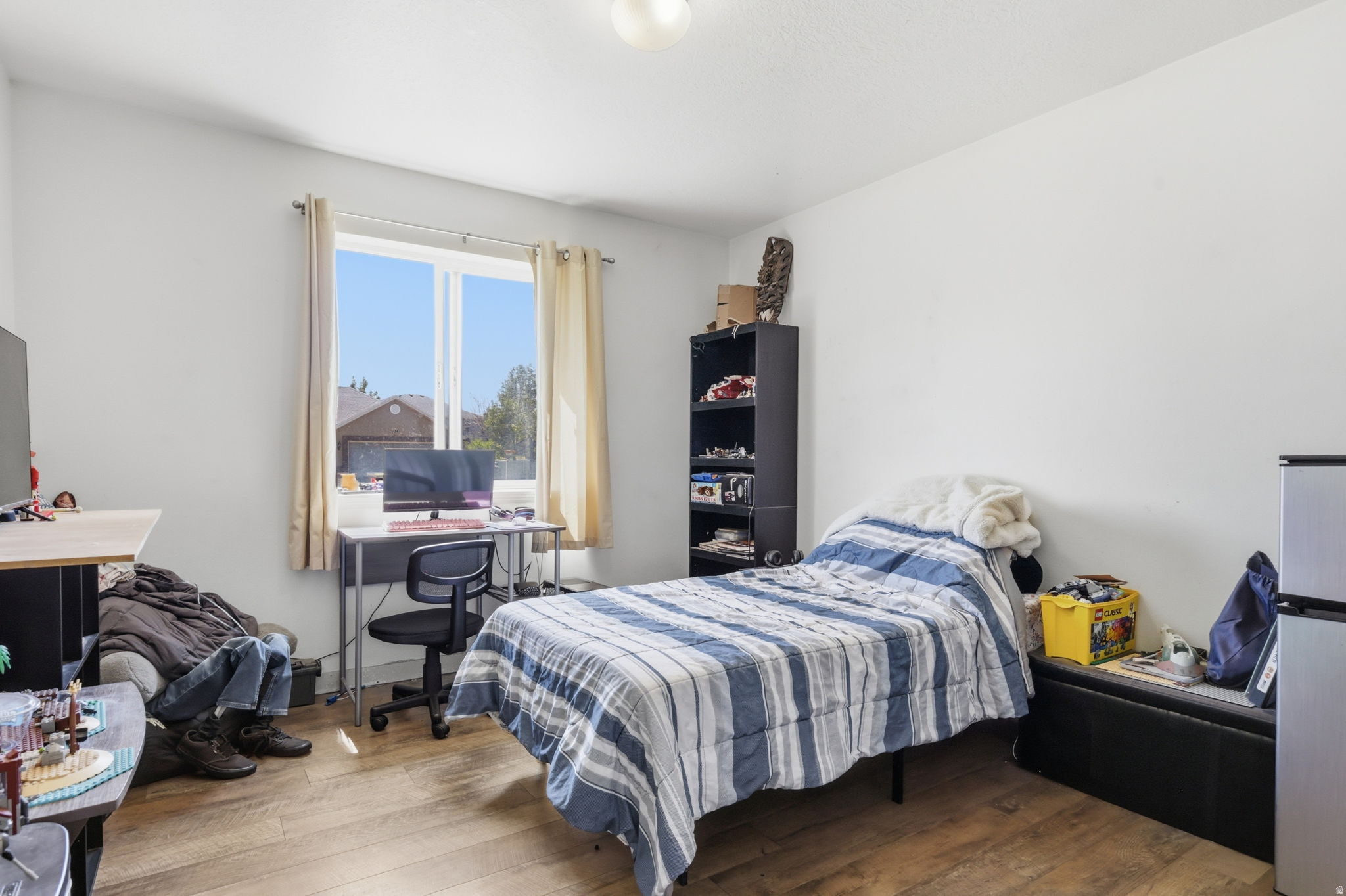NIBLEY GARDENS - Residential