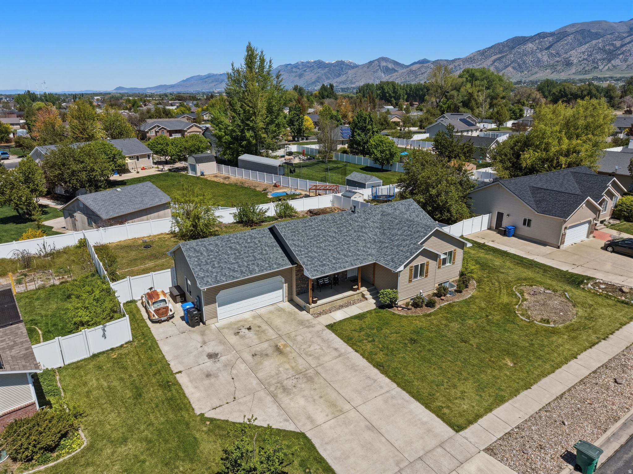 NIBLEY GARDENS - Residential