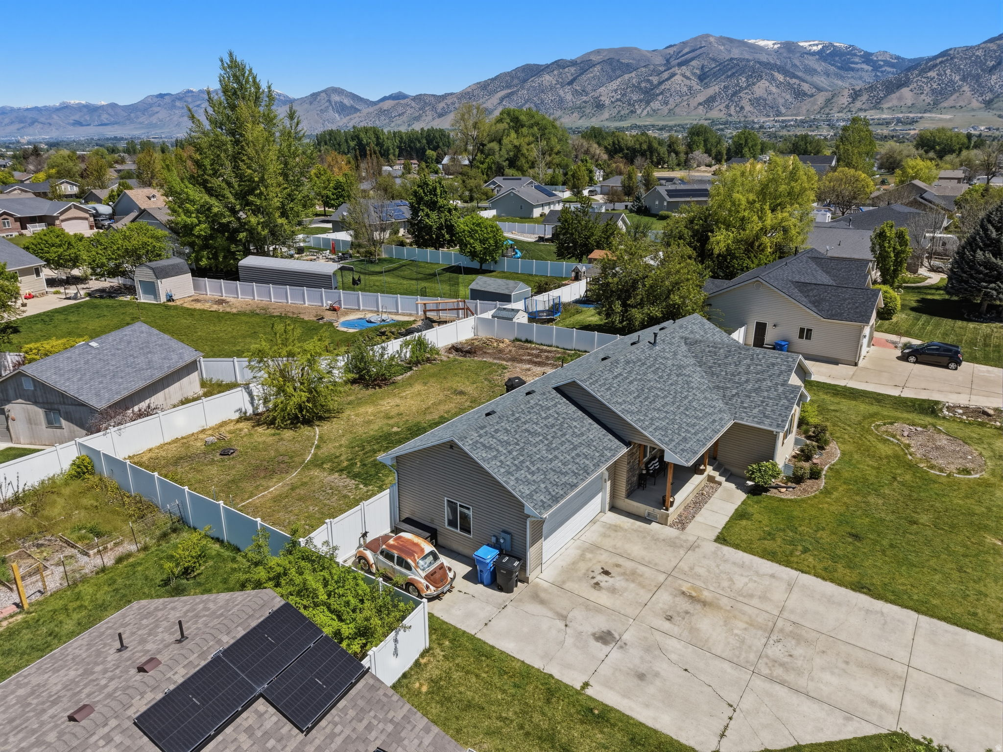 NIBLEY GARDENS - Residential