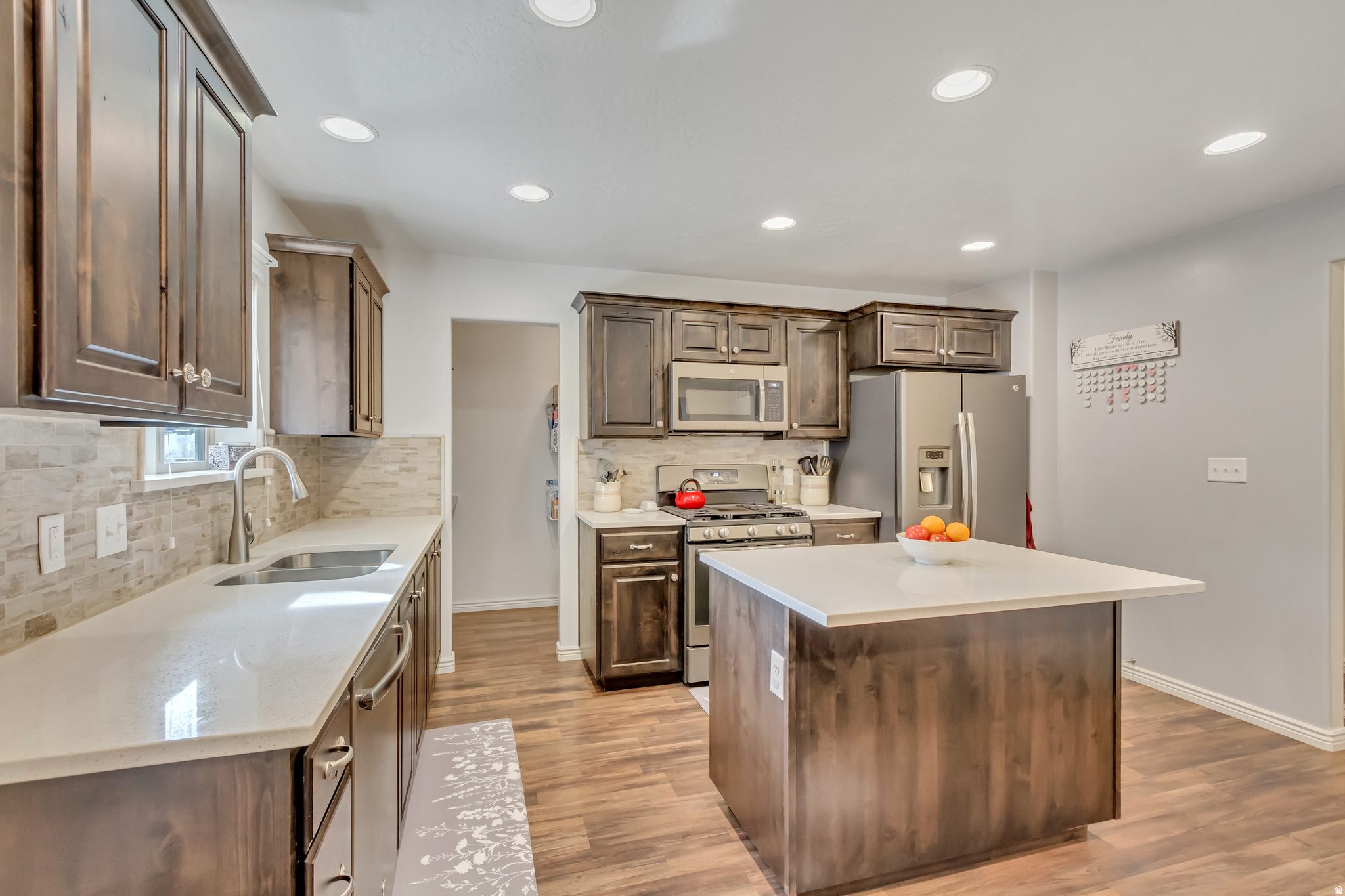 RIDGE - Residential