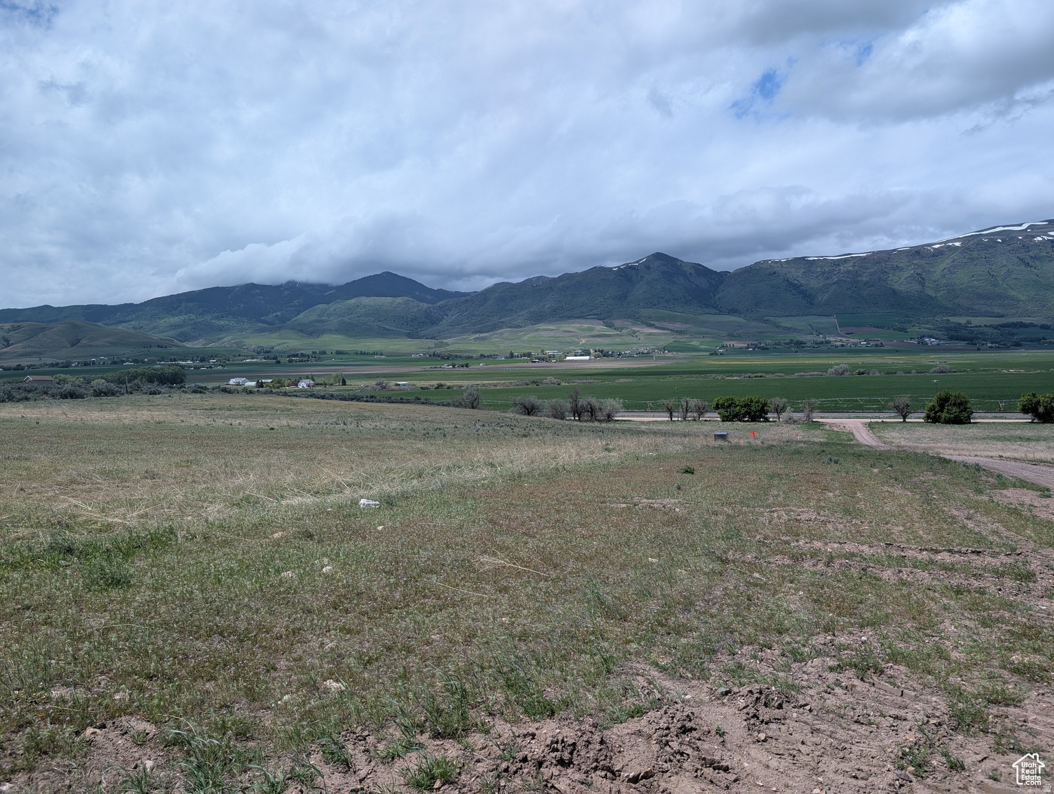 HULL LOT OF LITTLES SUBDIVISION - Land