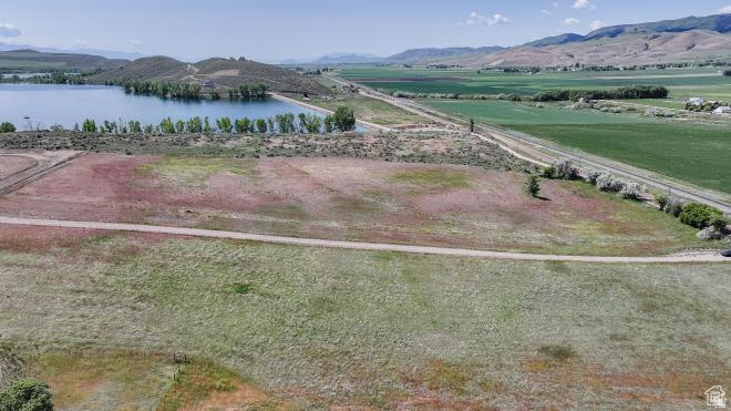 HULL LOT OF LITTLES SUBDIVISION - Land