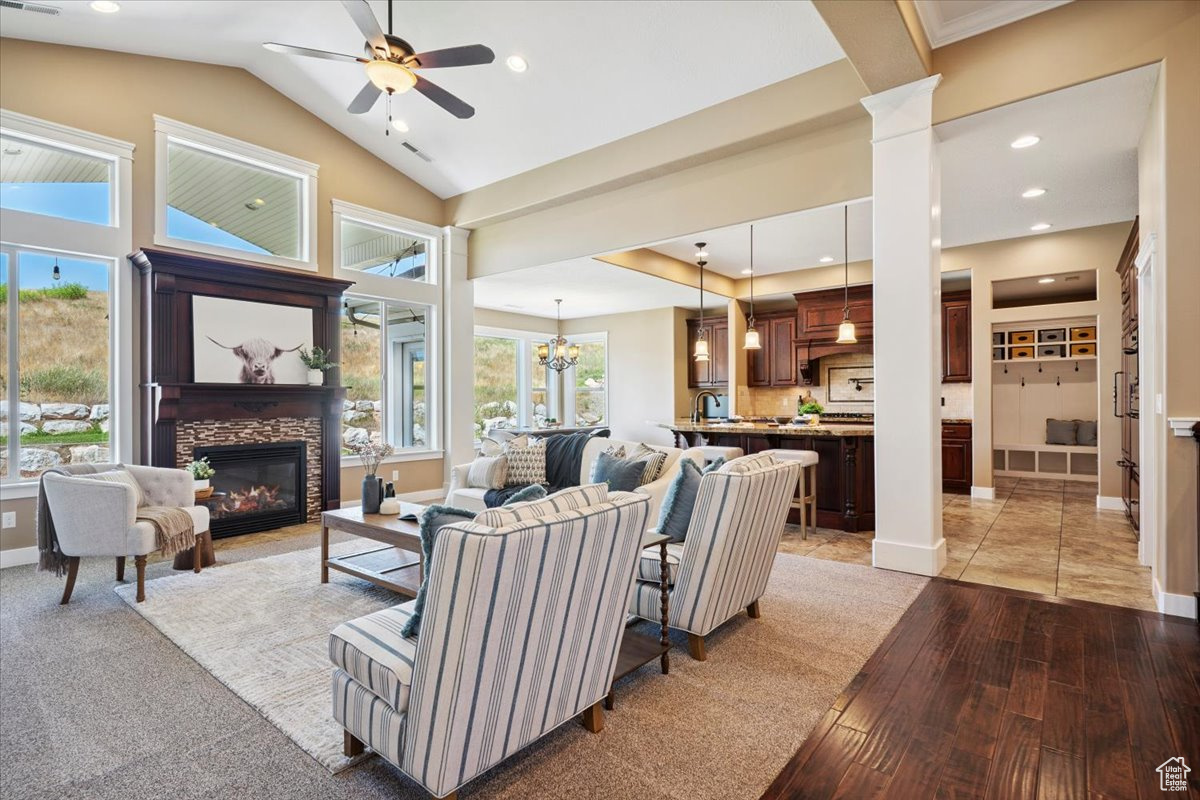 COTTONWOODS - Residential