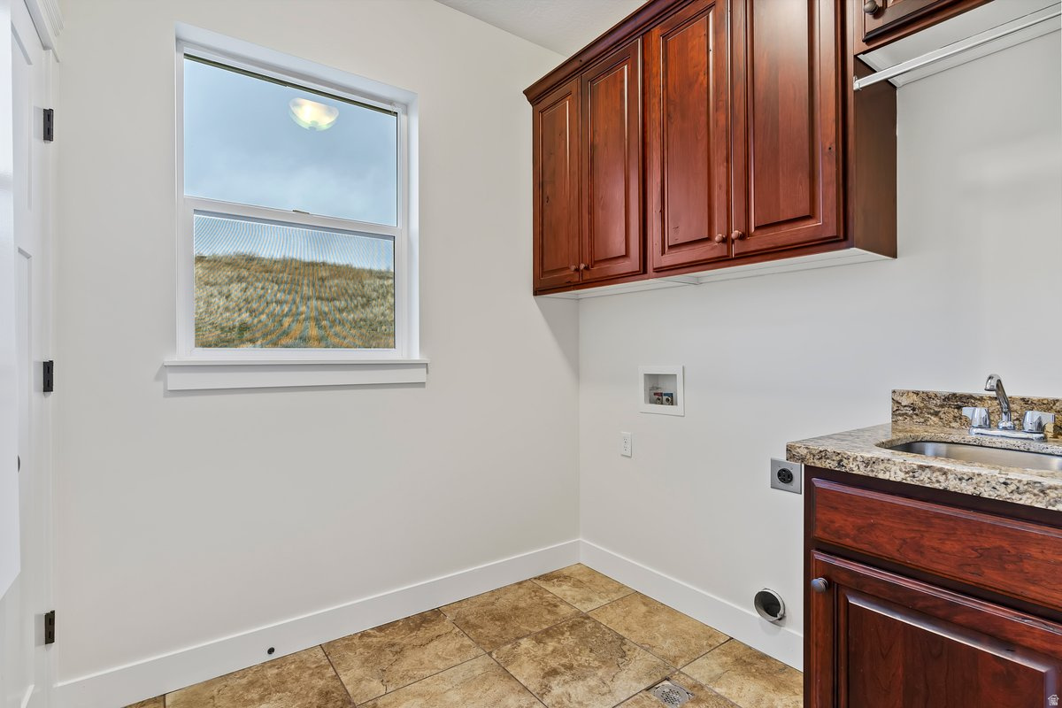 COTTONWOODS - Residential