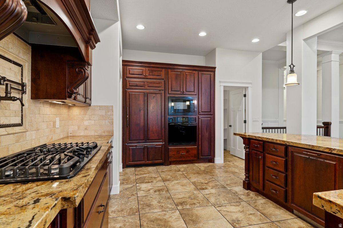 COTTONWOODS - Residential