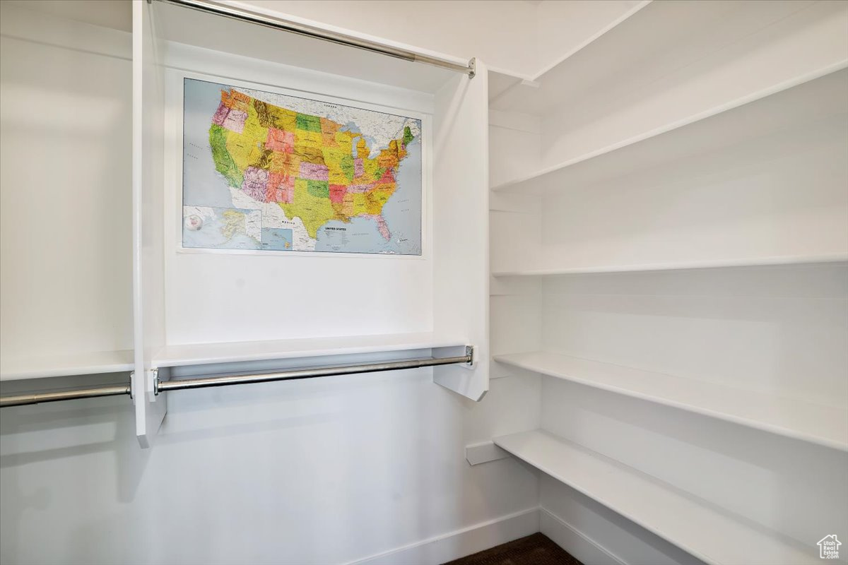 COTTONWOODS - Residential